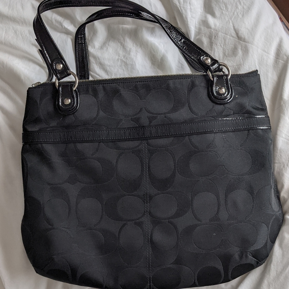 Coach Shoulder Bag